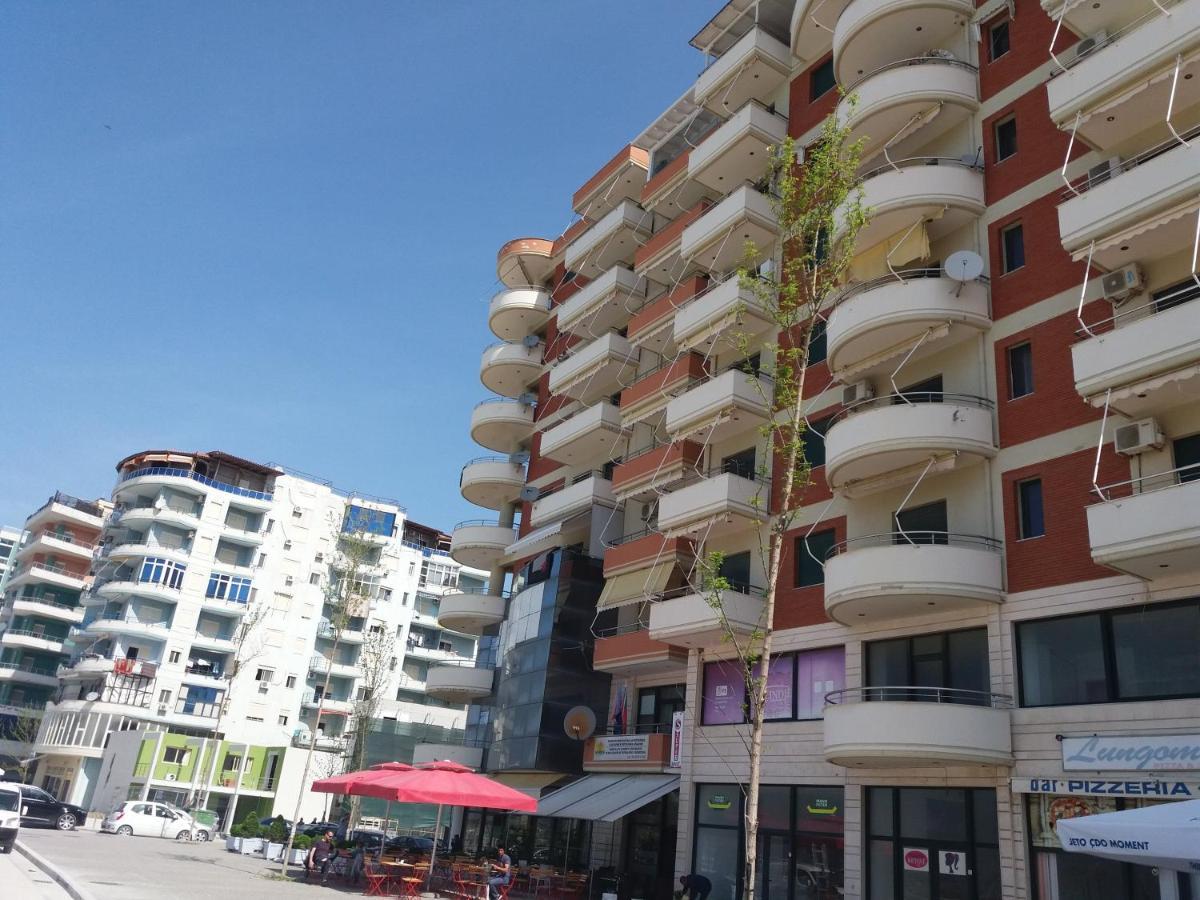 Seaside Apartment Vlorë Esterno foto