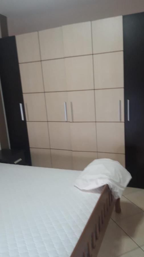 Seaside Apartment Vlorë Esterno foto