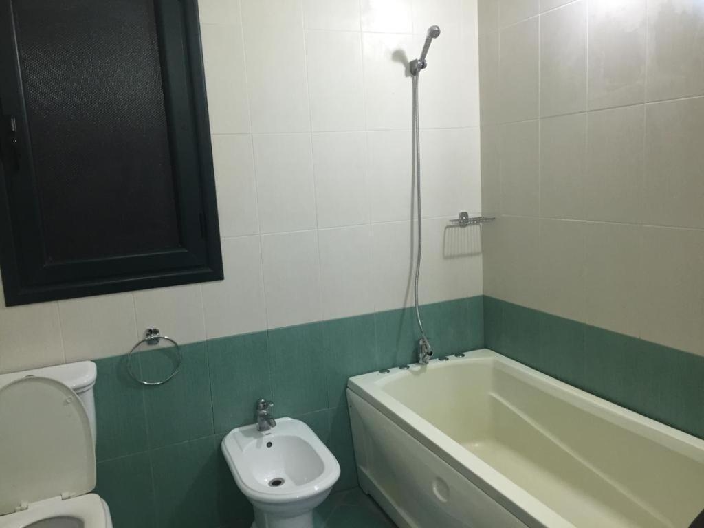 Seaside Apartment Vlorë Esterno foto